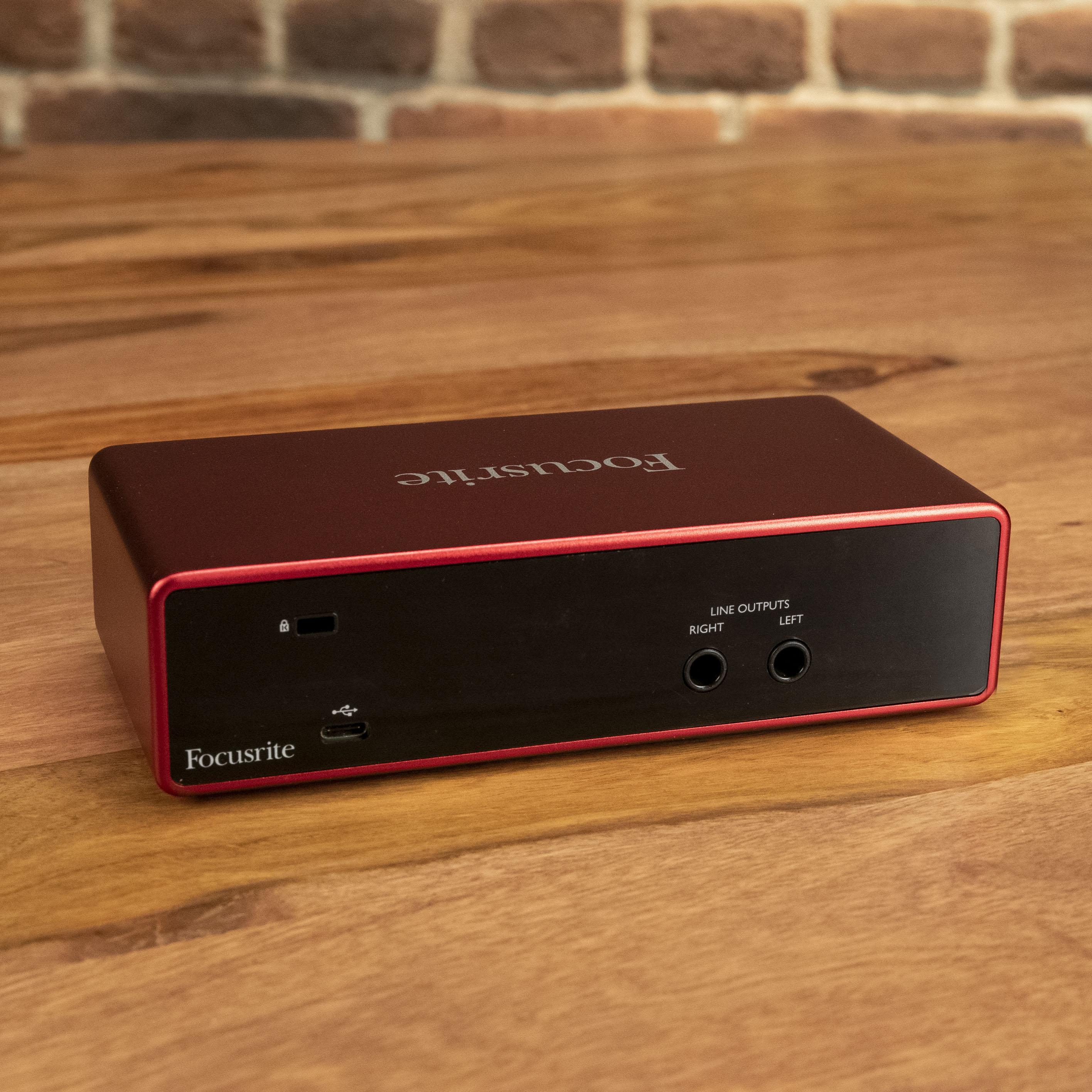 SCARLETT 2I2 STUDIO 3RD GEN