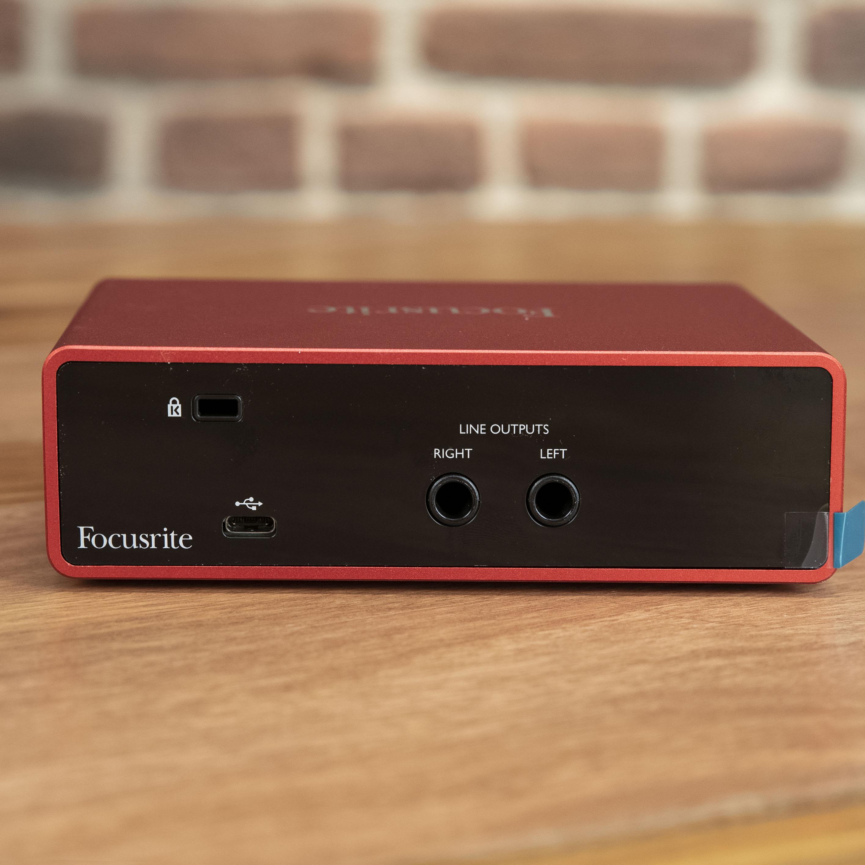 SCARLETT SOLO STUDIO 3RD GEN