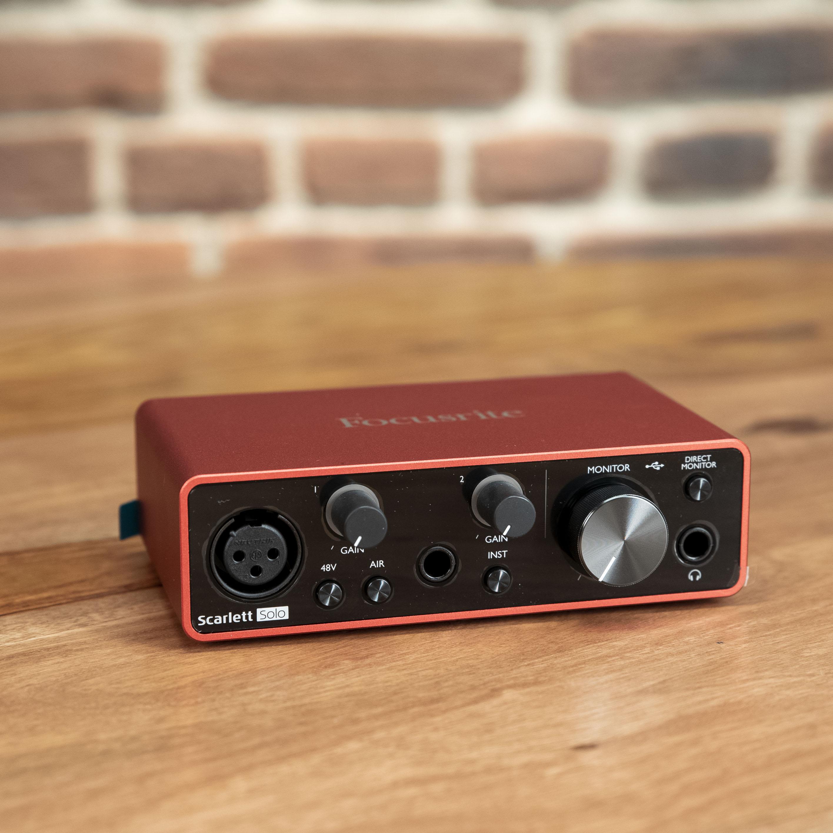 SCARLETT SOLO STUDIO 3RD GEN